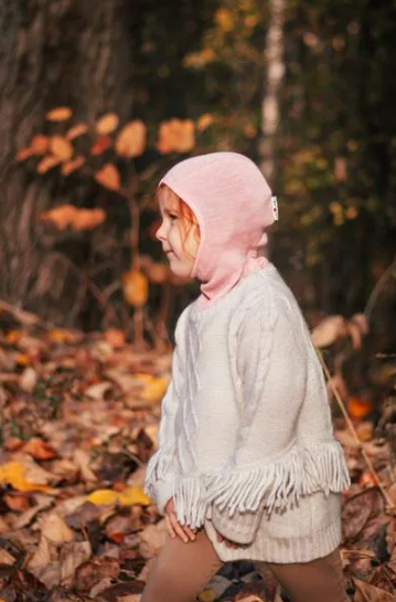 Kominiarka z wełny merino firmy ManyMonths